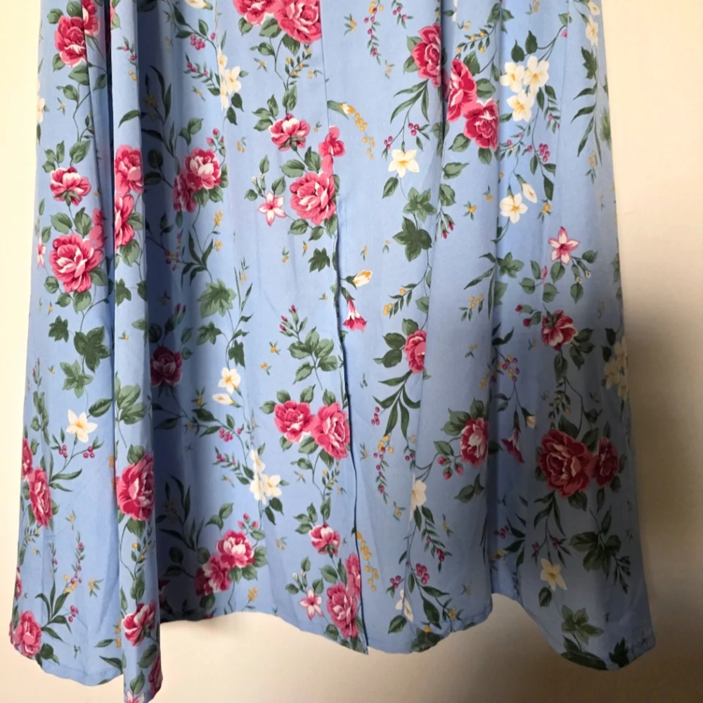 SHEIN Unity Light Blue Floral Midi Dress Puff Sleeve Off Center‎ Slit Sz Medium - Picture 4 of 7